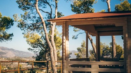 CABIN FEVER - The New Trend in Luxury Travel 