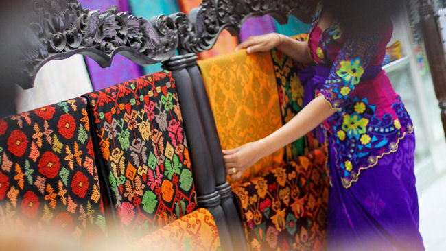 Discover the Artistry of Balinese Textiles at The Ritz-Carlton, Bali