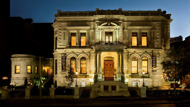 Lovely Mansion a Historic Portal into Montreal Luxury Hotel Le Mount Stephen