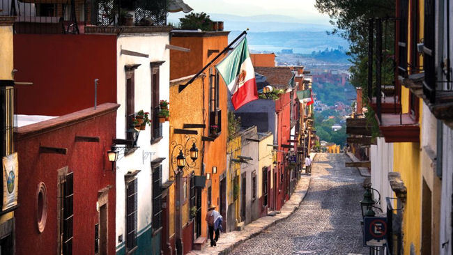 The Best Destinations to Experience Mexico's Dia de los Muertos