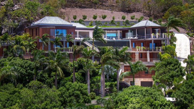 Enjoy Amazing Views from Villa Castle Rock St. Barts