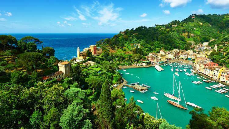 Yachting on Italy’s Amalfi Coast: The Ultimate Mediterranean Summer