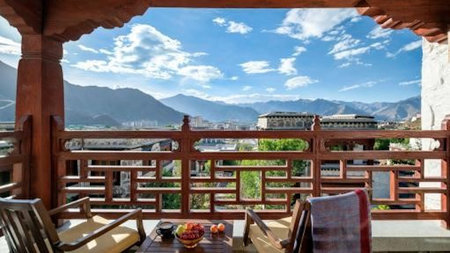 All-Suite Hotel Songtsam Linka Retreat Lhasa Offers Authentic Tibetan Experience