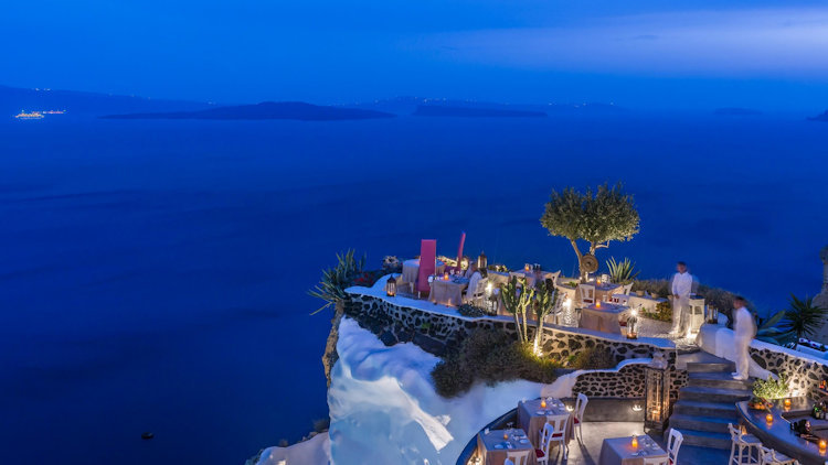 Delicious Al Fresco Dining Featuring Incredible Views