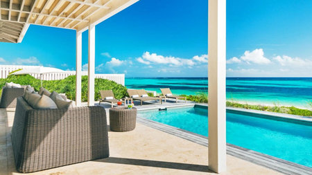 Five Star Luxury Sailrock South Caicos Offers $2023 in New Year's Savings