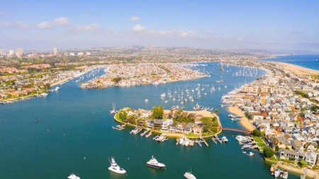 10 Reasons to Visit Newport Beach, California