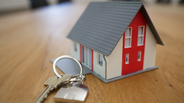 How to Run Your Own Rental: 4 Tips for Getting Set Up and Started 
