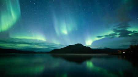 UK Hotspots to see the Northern Lights this Winter