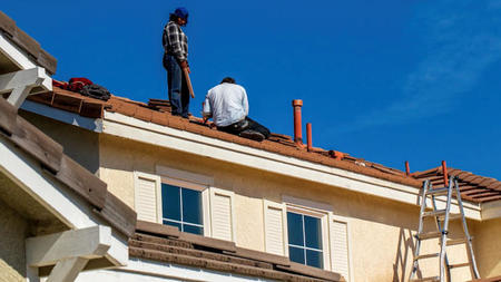 7 Essential Roof Maintenance Tips for Your Luxury Residence