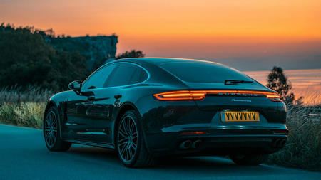 Enhance Your Vacation: How Luxury Car Rentals Elevate Your Travel Experience