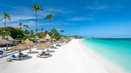4 Reasons To Choose the Sandals Grande Antigua Resort