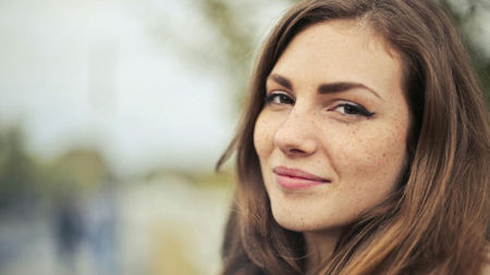 Eye Comfort on the Go: Why Travelers Should Consider Hycosan Extra