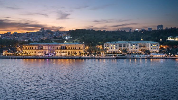 Regent Seven Seas Cruises and  Global Hotel Alliance Unveil  The Concierge Collection 2027-2028