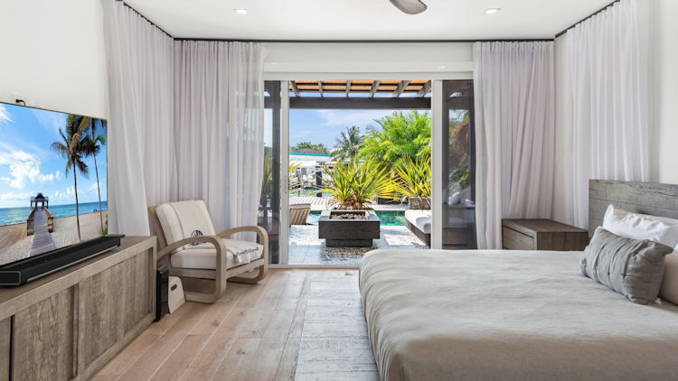 How Installing Solar Can Boost the Value and Appeal of Your Luxury Hotel