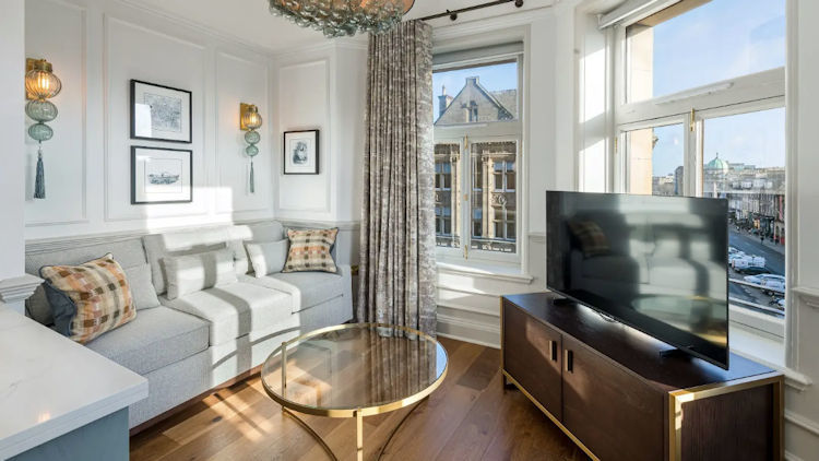 Where Heritage Meets Luxury: Inside RÌGH Residences, Edinburgh’s Boutique Gem