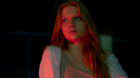 The Science-Backed Spa Trend: Red Light Skin Therapy for Modern Self-Care 