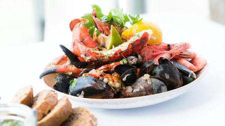 Why Clarity and Flavor Extraction Define Elite Seafood Cuisine