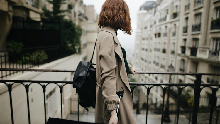 Travel In Style: 8 Essentials Every Sophisticated Jetsetter Needs