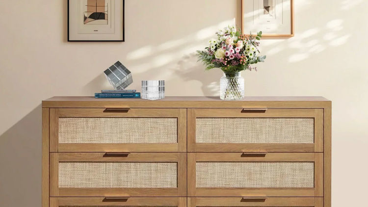 How Thoughtful Bedroom Storage Creates a Boutique-Hotel Feel at Home