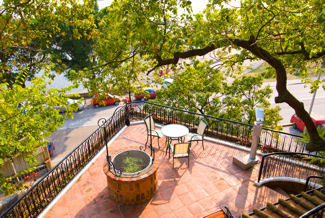 Hotel Review: Macau: Pousada Sao Tiago