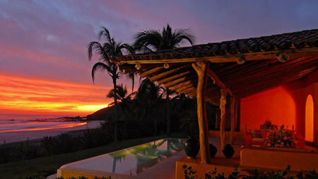 Mexico's Las Alamandas Offers Romantic Package with 4th Night Free