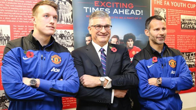 Bulova & Manchester United Introduce Co-Branded Timepiece