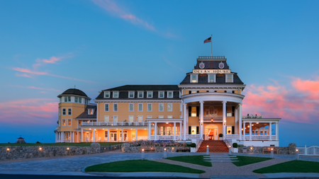 Rhode Island's Ocean House Earns Triple 5 Star Rating from Forbes 