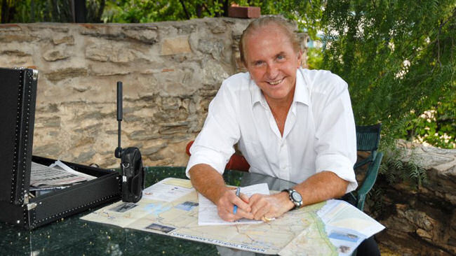 Geoffrey Kent, Founder of Abercrombie & Kent Recounts Life of Adventure in New Memoir