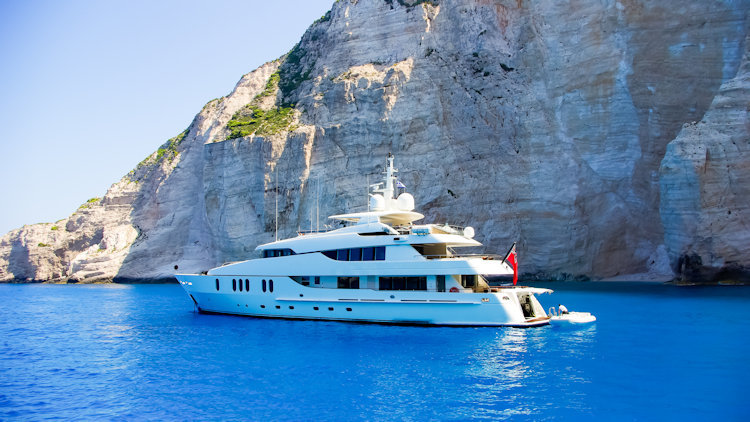 Luxury Cruising: Why you should upgrade to a yacht charter