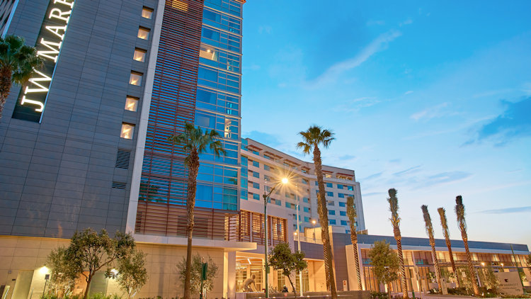 New Luxury JW Marriott Anaheim Resort Debuts in Orange County