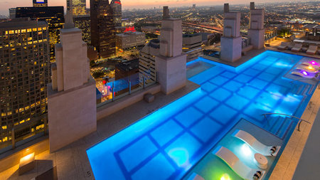 Houston’s Market Square Tower’s ‘Sky Pool’ May Upset Your Vacations Plans
