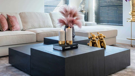 Expert Tips on Decorating with Black and Gold