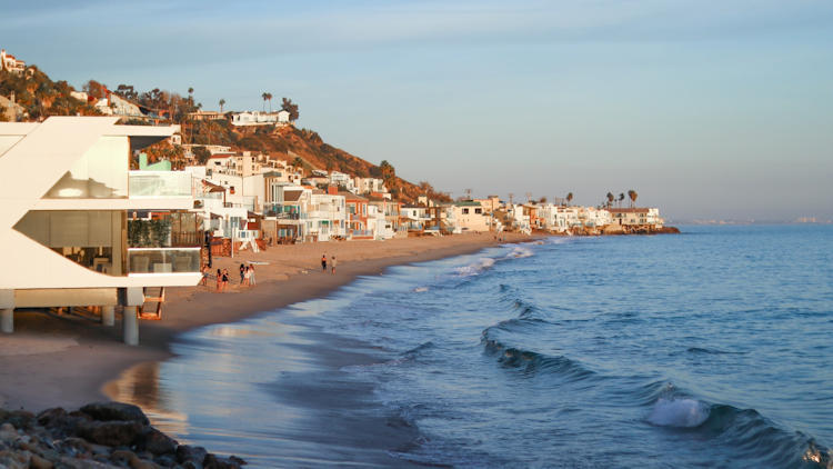 10 Best Luxurious Tourist Spots in California