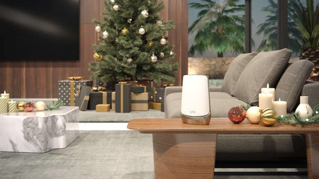 NETGEAR Provides First Class Connections for Your Favorite Traveler this Holiday Season