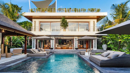 Luxury, Transparency, and Unforgettable Holidays: Villa Finder Clinches Coveted Award