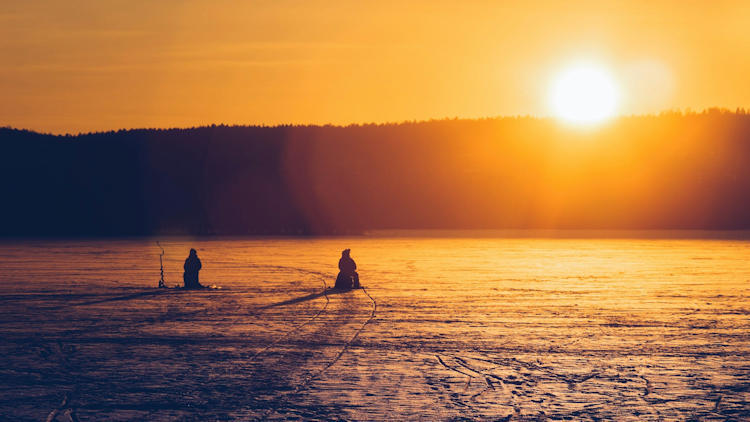 Camping & Fishing: 5 Best Ice Fishing Spots in Ontario