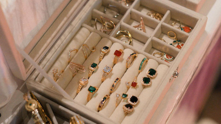 Popular Gems Around the World: 10 Most Sought-After Rare Gems For Your Collection