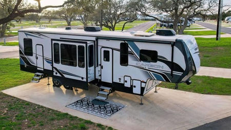 The Top 10 Campgrounds: Where to Go RV Camping in Texas?