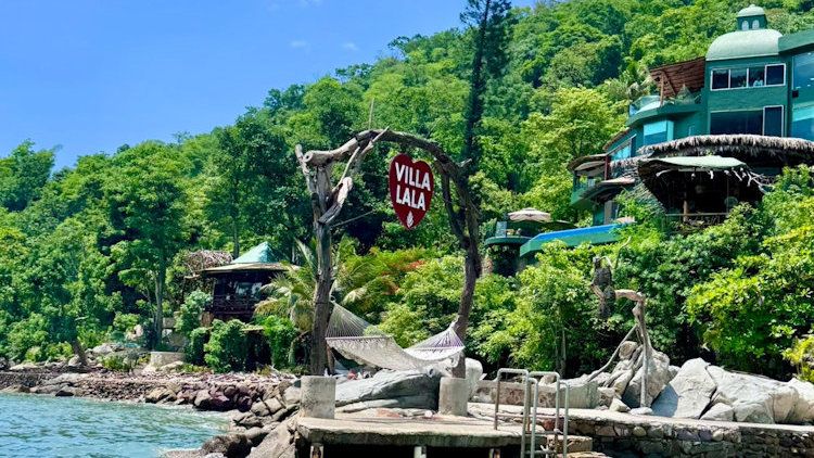 Villa Lala: Carved by Nature, Crafted with Heart on Mexico’s Pacific Coast