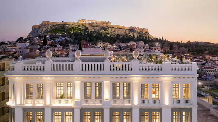 The Dolli Athens Goes Supernova for Festive 2025