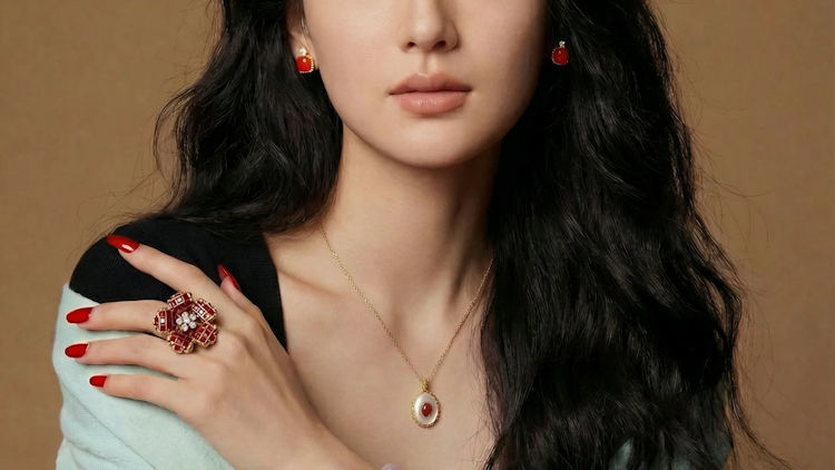 How to Design the Perfect Custom Jewelry Gift for Your Valentine — Tips Every Gifter Should Know