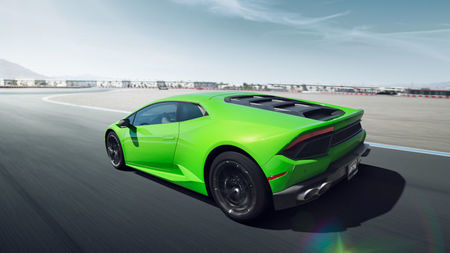 Best Things to Do in Las Vegas for Luxury Travelers: A Private Track Experience at SPEED VEGAS