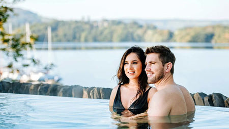 Luxurious Staycation Ideas for You & Your Partner