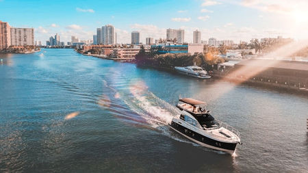 8 Reasons to Rent a Boat in Miami