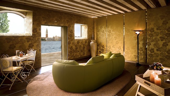 Enjoy Relaxing Spa Treatments Overlooking St. Marks Square 