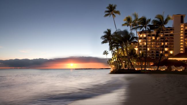 Halekulani Honored in 2013 Fodor's 100 Hotel Awards