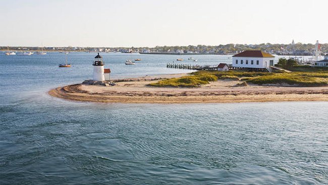 TravelChannel.com Names Top 10 All-American Vacations of 2014