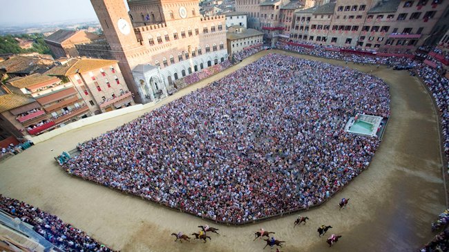 Experience the Palio in Siena with Hotel le Fontanelle 
