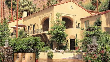 Enjoy a Non-Partisan Getaway to The Willows Historic Palm Springs Inn