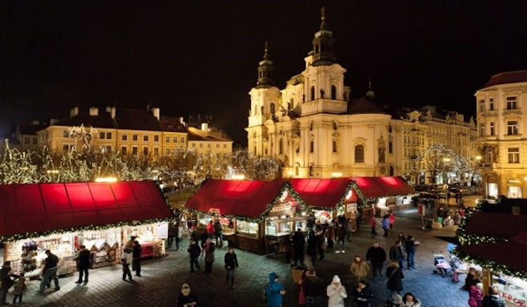 Christmas in Prague, 2020: Short on visitors, long on local charm